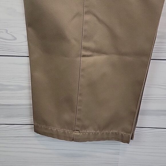 Dockers original classic fit chinos in tan Men's Size 40X34 - Picture 3 of 16